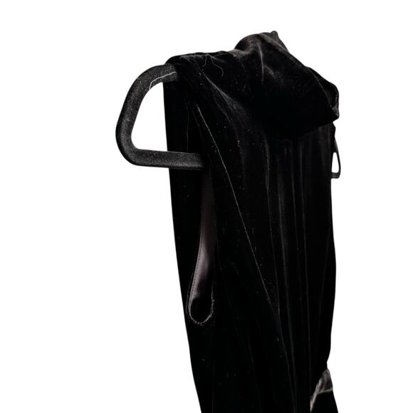 NWT Saloni Black Sleeveless High Neck Fleur Velvet Rose Applique Top Womens 6 - Picture 4 of 12